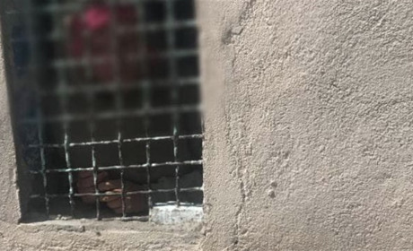 У селі Одеського району психічно хворих саджали у карцер і примушували працювати за цукерки