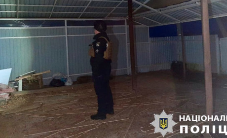 На Київщині уламками БпЛА пошкоджені будинок та паркан
