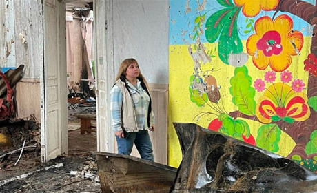 Як після ворожого обстрілу у Корюківці працює Центр дитячої та юнацької творчості