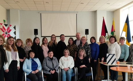 Славутські освітяни продовжують ділитися досвідом