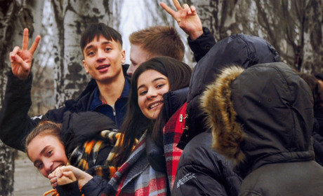 Життя у соціумі очима підлітків