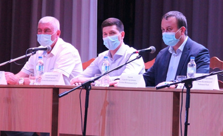 «Звертайтесь до свого народного депутата» і «Не обирайте»: що порадив калинівчанам голова ОДА 