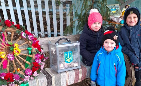 «Колодія величаймо — ЗСУ допомагаймо»: у селі Березівської громади зібрали 13000 гривень для армії