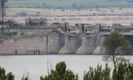 Каховську ГЕС відбудовуватимуть по-науковому