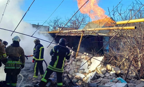 Ворожі обстріли на Херсонщині: окупанти атакують житлові будинки та цивільні об'єкти