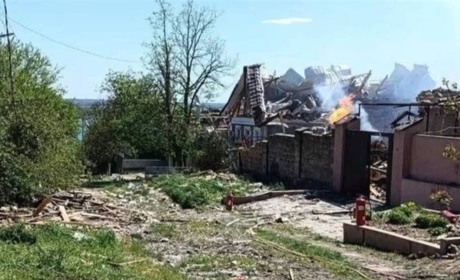 На Херсонщині окупанти атакували соціальну інфраструктуру та житлові квартали