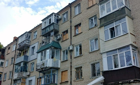 На Херсонщині армія рф завдала ударів по житлових кварталах, критичній та соціальній інфраструктурі
