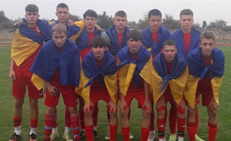 Чемпіонат України з футболу: U- 15 треті в турнірній таблиці