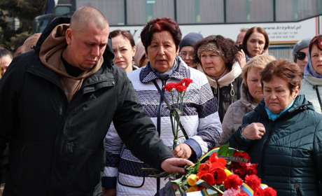 Загинув у свій день народження: громада провела в останню путь захисника Євгена Прокоф’єва