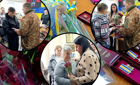 Сім’ям загиблих та безвісти зниклих військовослужбовців передали нагороди