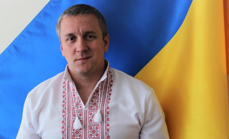 Начальник Сумської РВА Руслан Сіренко вітає жителів Сумського району з державними святами