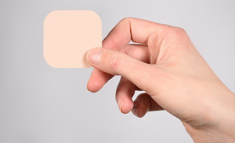 Контрацептивний пластир: плюси та мінуси використання