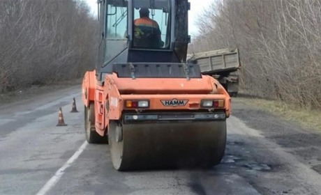 На Хмельниччині розпочато ліквідацію вибоїн на маршрутах з високою інтенсивністю руху