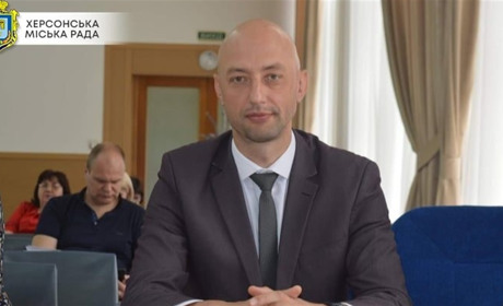 Ексзаступник херсонського мера, який заробляв більше за всіх заступників, працевлаштувався в Одесі
