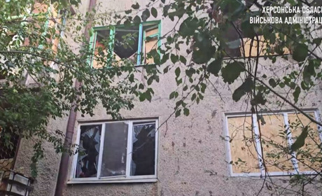 На Херсонщині армія рф атакувала житлові будинки та критичну інфраструктуру