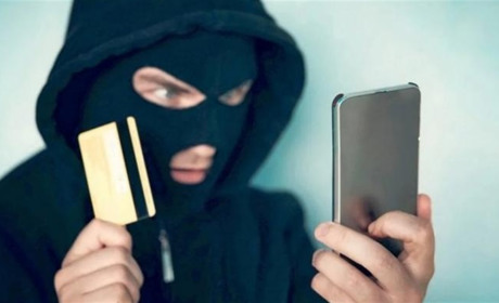 Жителів Херсонщини продовжують атакувати телефонні шахраї