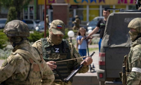 Як не викликати підозру, якщо у вас попросили телефон окупанти?