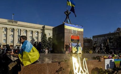 Книга «Херсон 2022: з Україною в серці» серед переможців конкурсу культурно-мистецьких проєктів