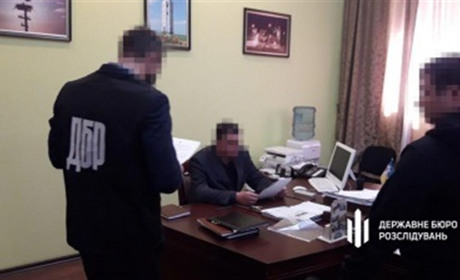Перед судом постане полковник поліції, який напав на працівника заповідника на Херсонщині