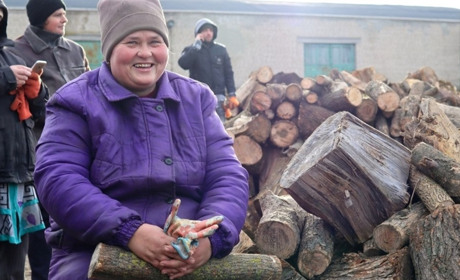 У Торецькій громаді видають паливну деревину для обігріву домогосподарств. Як отримати дрова