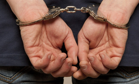 У Херсоні поліцейські по гарячих слідах затримали чоловіка, який зґвалтував літню жінку
