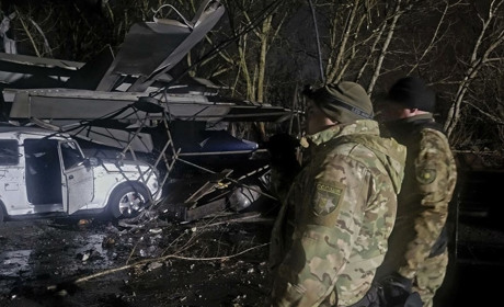 Ворог атакував дронами цивільну інфраструктуру Одеси і району. Є пошкодження, дві людини поранені