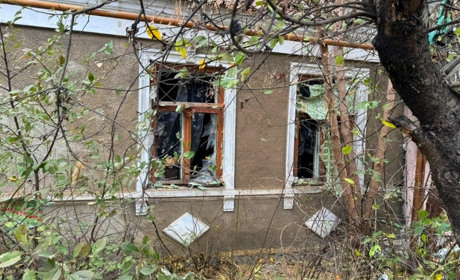 Окупанти атакували Херсонщину з артилерії та безпілотниками: поранена людина, є руйнування
