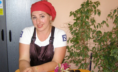 «Починали із 50 порцій супу і десятка котлет»: Людмила Рубіженко – про «Радугу» і кухню на виїзд