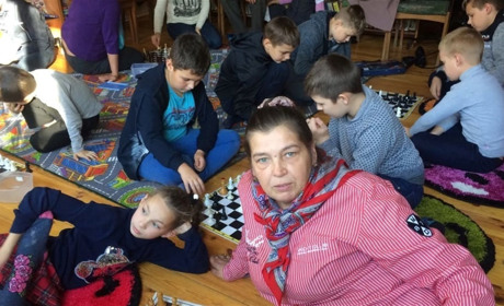 Підприємець і тренер Наталя Вікулова підтримує захоплення дітей до шахів: відео