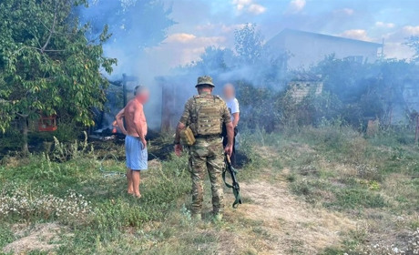 Ворожа армія обстрілює Херсонщину: атакує мирне населення та цивільну інфраструктуру