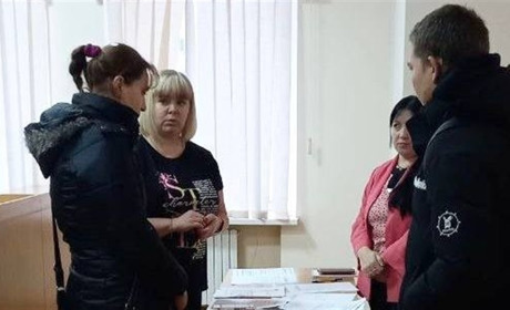 Батьків, які уникають навчання дітей в російській школі окупанти хочуть оголосити екстремістами