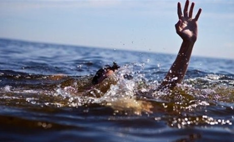 В Яськах в річці Турунчук шукають чоловіка: він пішов купатися і зник