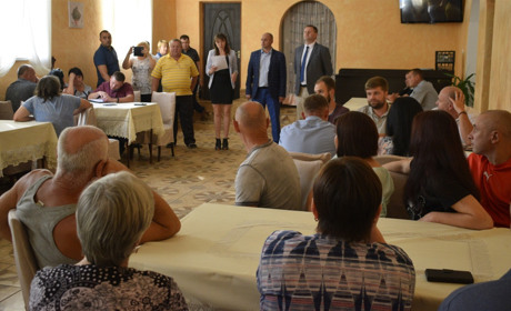 Влада і громада: у Жмеринці стартували зустрічі на кварталах 