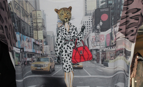 Де троїчанам одягнутися задешево та зі смаком: відкрилася нова крамничка з одягом із Європи