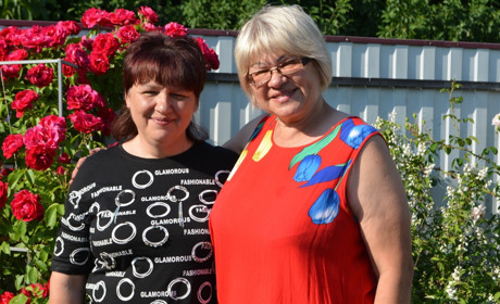 Переяславка вирощує понад сто видів квітів. Сад буяє з ранньої весни до пізньої осені