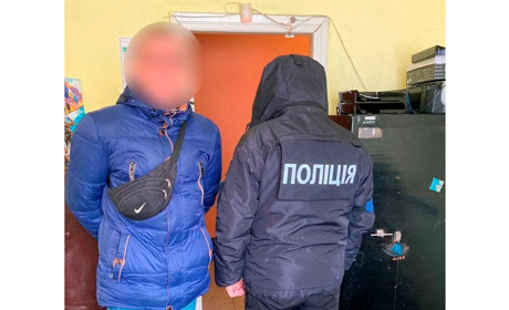 Вкрав у гостях ноутбук: поліція Білопільщини розкрила злочин