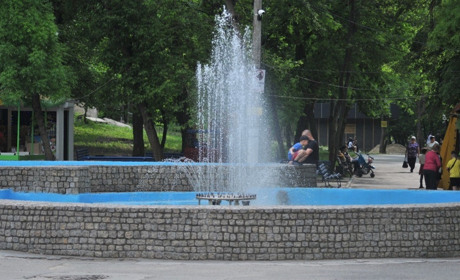 На ремонт майданчика навколо фонтану у Первомайську планують виділити понад 2 мільйони