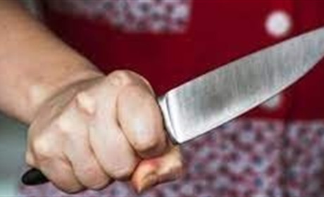 На Шепетівщині взяли під варту 48-річну жінку, яка зарізала свого чоловіка