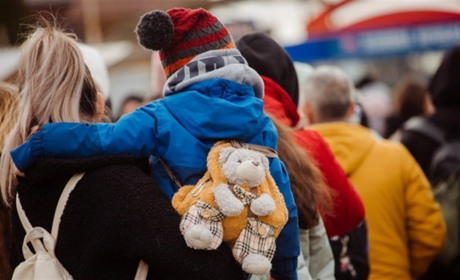 У гумштабі Бахмутського району у Дніпрі реєструють ВПО для отримання фінансової допомоги: деталі