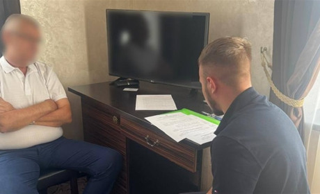 Експрезидент Федерації хокею на траві привласнив кошти збірної та зірвав участь у Чемпіонаті Європи