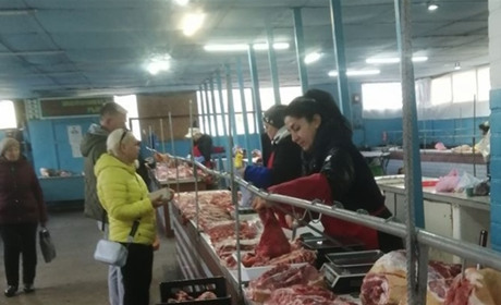 У Генічеську магазини жителів, які виїхали, віддають у користування колаборантам