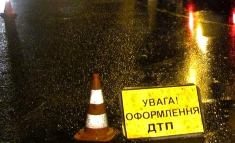 У передмісті Херсона загинув пішохід — його переїхали кілька разів