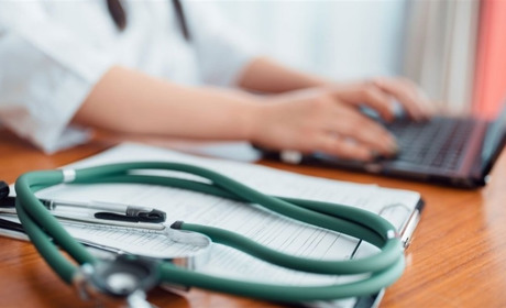 Гадячани із симптомами ковіду або грипу можуть відкрити лікарняний дистанційно: покрокова інструкція