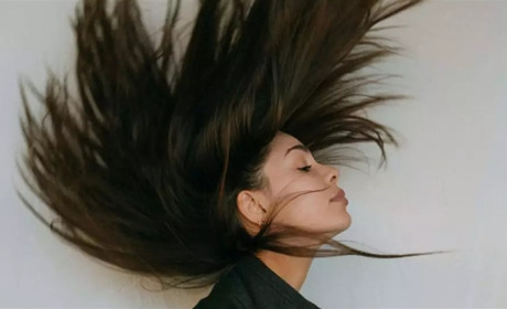 Крем для волосся: чому він такий корисний і необхідний