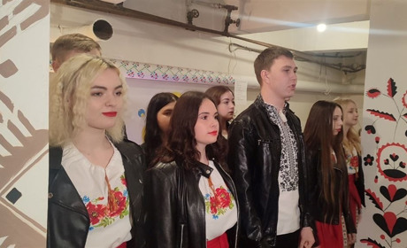 30 років на сцені Шостки: ювілейний концерт вокального ансамблю "Сузір'я"