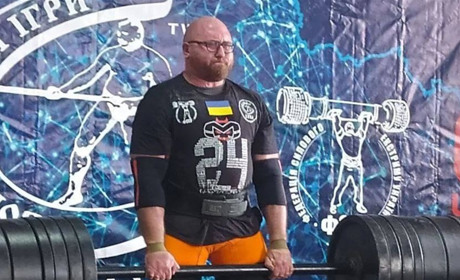 Український богатир Валерій Газаєв встановив рекорди та здобув чемпіонство на змаганнях у Запоріжжі