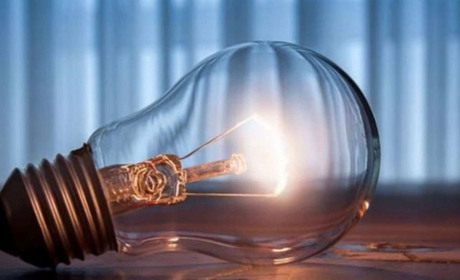 У Звягелі 15 жовтня відключать світло на десятках вулиць: повний список адрес