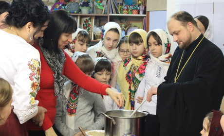 9 січня в Барському центрі «Еверест» готували спільну кутю: фото 