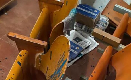 «Замовили» самі себе? Правоохоронці заявили, що знайшли нападників на офіс «ОПЗЖ» у Бериславі