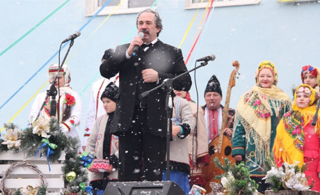 Новорічної ялинки і свята гумору у Калинівці не буде: що замість них
